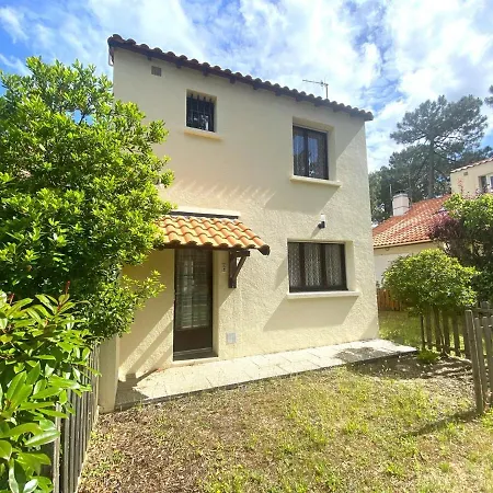 別荘 Dans Les Pins, Maison Agreable ラ・トランシュ・シュル・メール