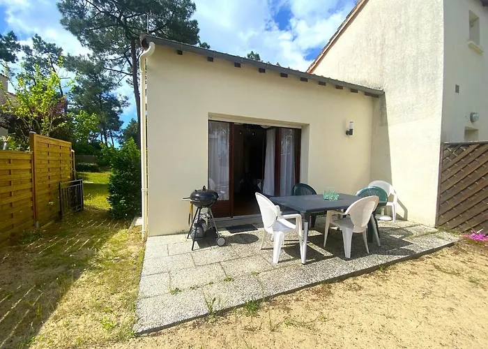 Dans Les Pins, Maison Agreable *