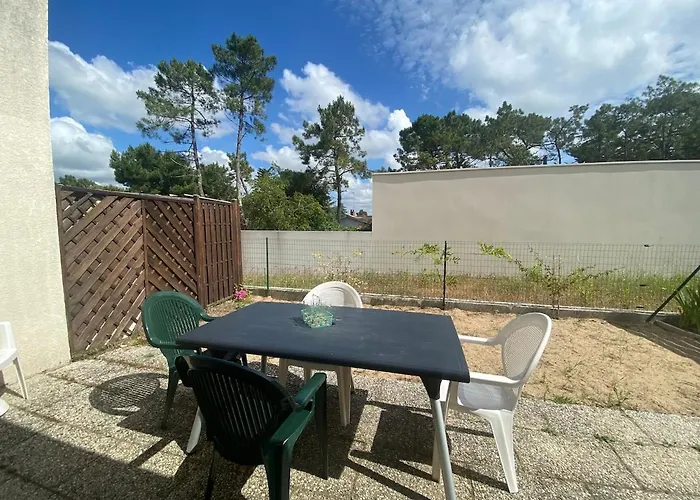 Dans Les Pins, Maison Agreable * La Tranche-sur-Mer